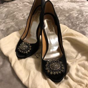 Badgley Mischka 3” peep toe heel